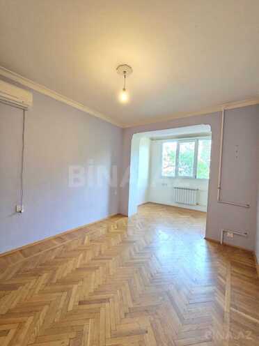 Satılır 3 otaqlı köhnə tikili 80 m², Elmlər Akademiyası m., photo 1 from 17