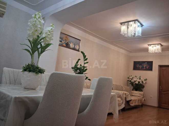 Продаётся 3-комн. вторичка 65 м², м. Иншаатчылар, photo 5 from 17