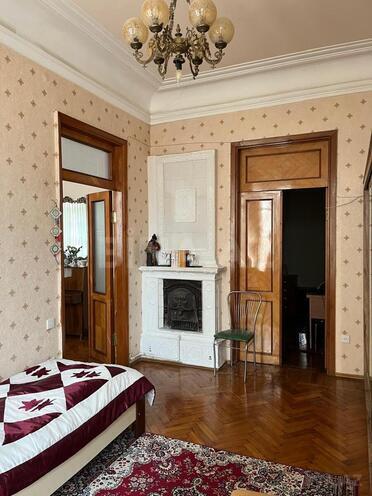 Продаётся 5-комн. вторичка 170 м², м. Низами, photo 10 from 29