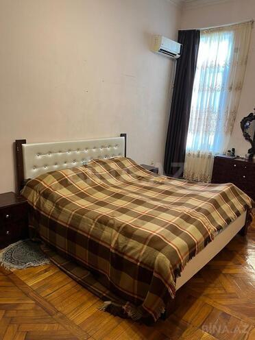 Продаётся 5-комн. вторичка 170 м², м. Низами, photo 21 from 29