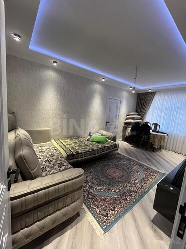 Продаётся 3-комн. вторичка 90 м², пос. Бадамдар, photo 3 from 17
