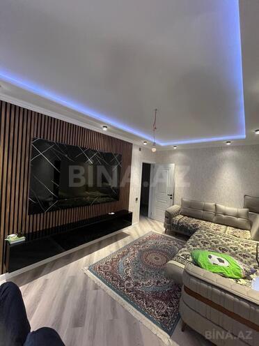 Продаётся 3-комн. вторичка 90 м², пос. Бадамдар, photo 1 from 17