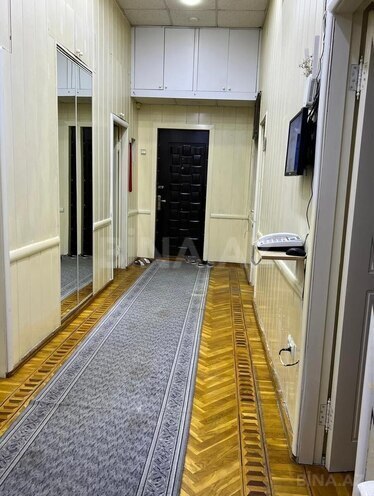 İcarəyə verilir 3 otaqlı köhnə tikili 105 m², Sahil m., photo 7 from 11