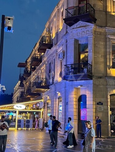 İcarəyə verilir 3 otaqlı köhnə tikili 105 m², Sahil m., photo 1 from 11