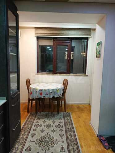 Satılır 4 otaqlı köhnə tikili 115 m², İnşaatçılar m., photo 10 from 14