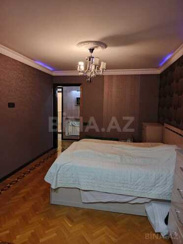 Satılır 4 otaqlı köhnə tikili 115 m², İnşaatçılar m., photo 12 from 14