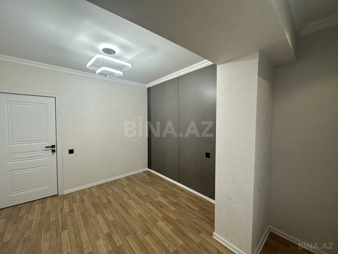 Satılır 4 otaqlı köhnə tikili 110 m², Xalqlar Dostluğu m., photo 18 from 28