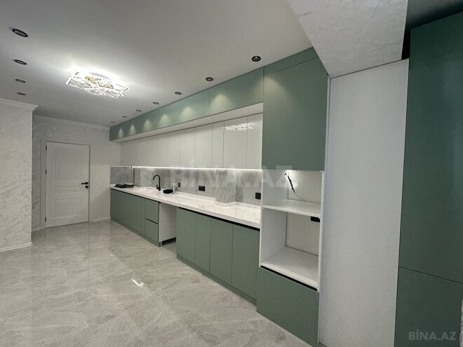 Satılır 4 otaqlı köhnə tikili 110 m², Xalqlar Dostluğu m., photo 23 from 28