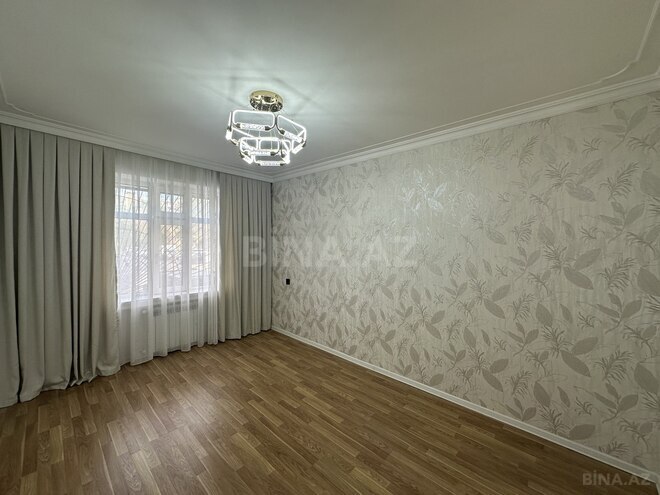 Satılır 4 otaqlı köhnə tikili 110 m², Xalqlar Dostluğu m., photo 9 from 28