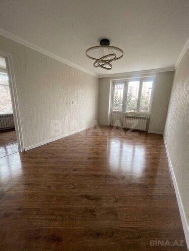 Satılır 2 otaqlı köhnə tikili 50 m², Qara Qarayev m., photo 7 from 10