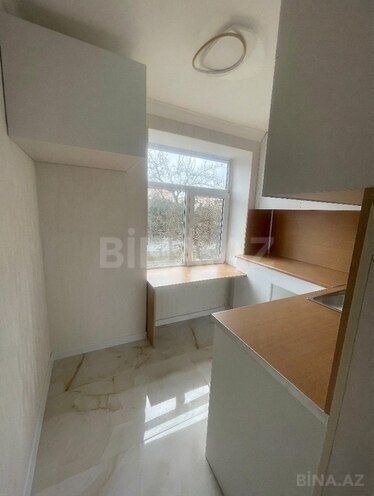Satılır 2 otaqlı köhnə tikili 50 m², Qara Qarayev m., photo 5 from 10