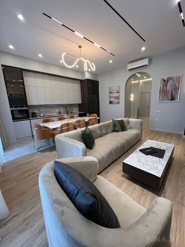 Сдаётся 3-комн. новостройка 120 м², Хатаинский р., photo 1 from 21