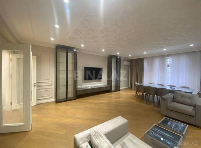 İcarəyə verilir 3 otaqlı yeni tikili 220 m², 28 May m., photo 3 from 18
