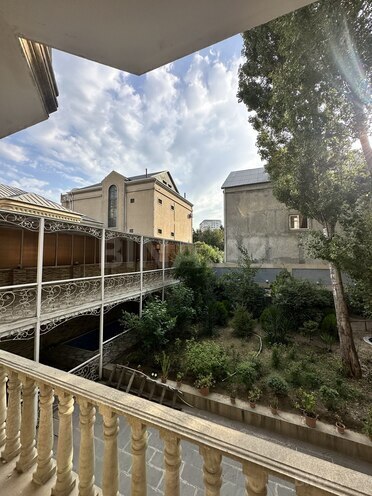 Satılır 17 otaqlı həyət evi/bağ evi 1 000 m², Nəsimi m., photo 8 from 32