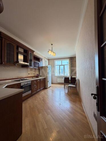 Продаётся 3-комн. новостройка 145 м², м. Низами, photo 8 from 17