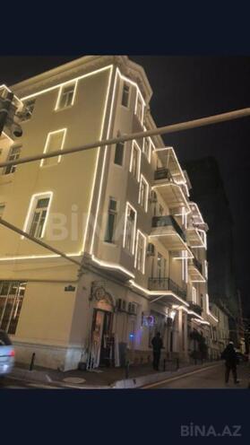 Satılır 5 otaqlı köhnə tikili 172 m², Sahil m., photo 3 from 30