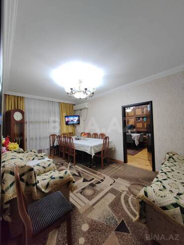 Satılır 5 otaqlı köhnə tikili 120 m², Yeni Günəşli q., photo 1 from 15
