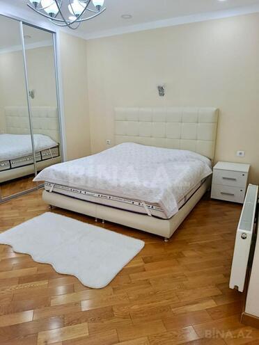 Сдаётся 3-комн. новостройка 125 м², м. Элмляр Академиясы, photo 1 from 15