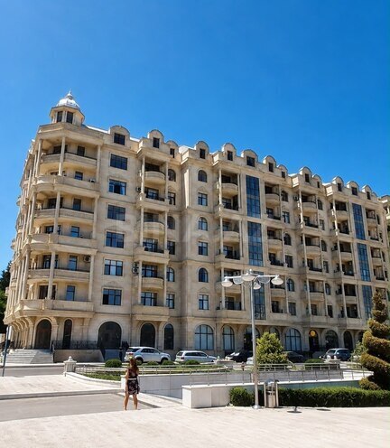 Продаётся 2-комн. вторичка 60 м², м. Гянджлик, photo 1 from 8