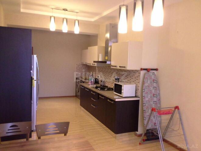İcarəyə verilir 3 otaqlı yeni tikili 187 m², 28 May m., photo 11 from 17