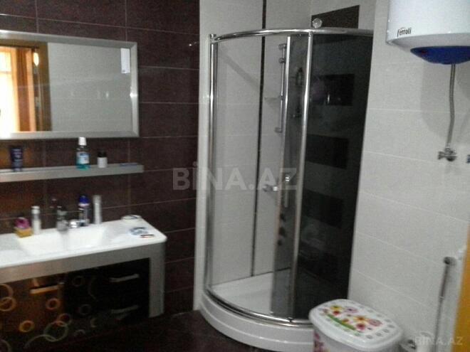 İcarəyə verilir 3 otaqlı yeni tikili 187 m², 28 May m., photo 12 from 17
