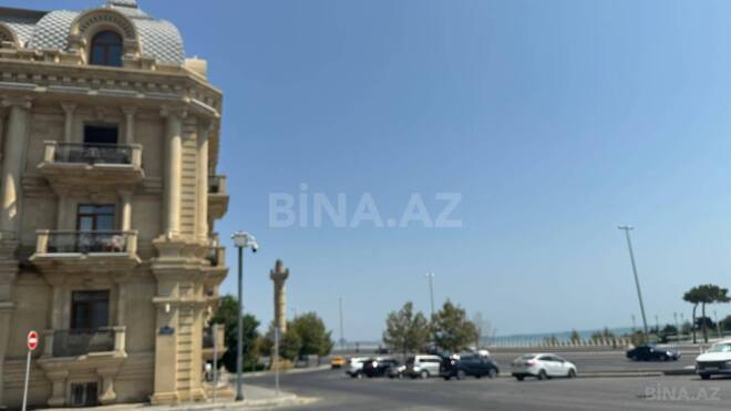Satılır 2 otaqlı köhnə tikili 39 m², Bayıl q., photo 1 from 19