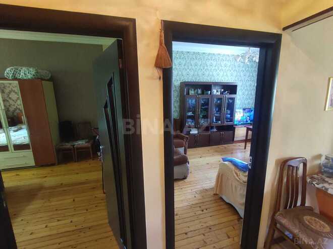 Satılır 3 otaqlı köhnə tikili 70 m², Əmircan q., photo 6 from 12