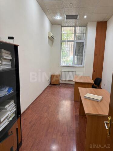 İcarəyə verilir 8 otaqlı ofis 235 m², İnşaatçılar m., photo 7 from 21
