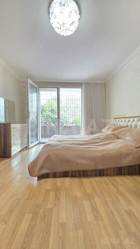 Satılır 3 otaqlı köhnə tikili 80 m², İnşaatçılar m., photo 15 from 25