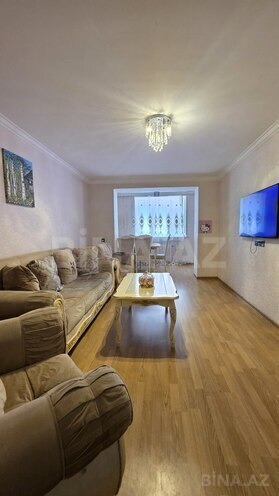 Satılır 3 otaqlı köhnə tikili 80 m², İnşaatçılar m., photo 1 from 25