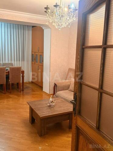Satılır 3 otaqlı köhnə tikili 75 m², Gənclik m., photo 7 from 21