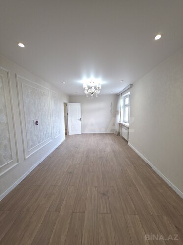 Satılır 3 otaqlı köhnə tikili 60 m², Bakıxanov q., photo 9 from 19