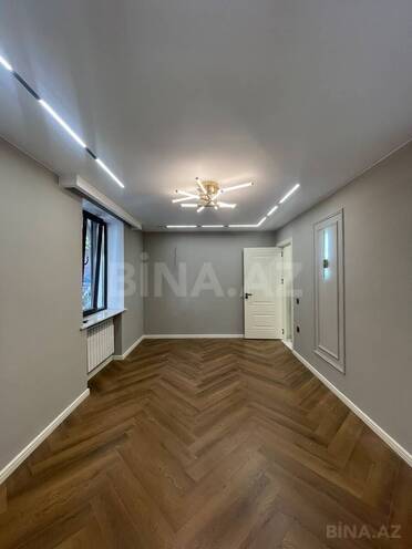 Продаётся 3-комн. вторичка 62 м², м. Элмляр Академиясы, photo 5 from 13