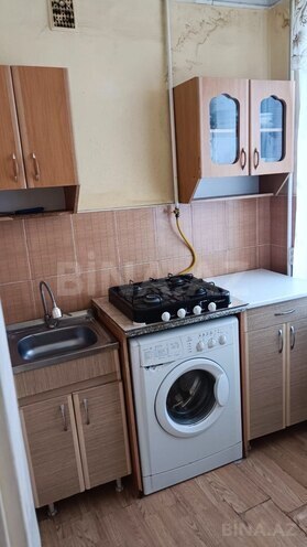 Satılır 2 otaqlı köhnə tikili 48 m², Qara Qarayev m., photo 8 from 13