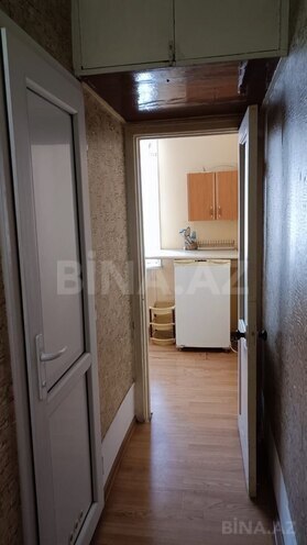 Satılır 2 otaqlı köhnə tikili 48 m², Qara Qarayev m., photo 7 from 13