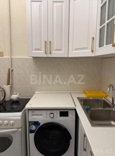 Сдаётся 2-комн. вторичка 80 м², м. Низами, photo 13 from 17