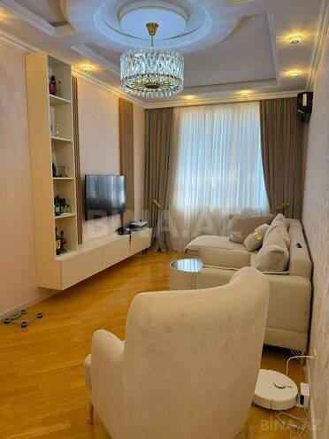 Продаётся 2-комн. новостройка 75 м², Бинагадинский р., photo 1 from 14