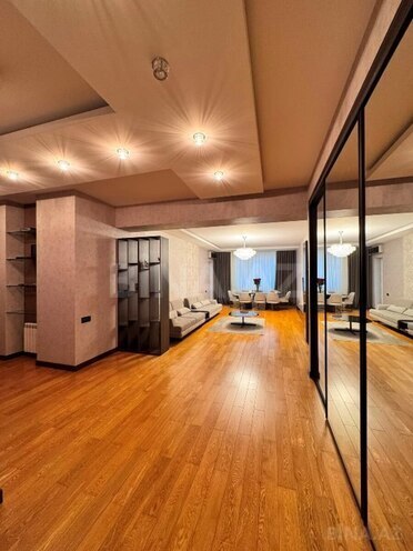 Продаётся 3-комн. новостройка 158 м², м. Элмляр Академиясы, photo 11 from 16