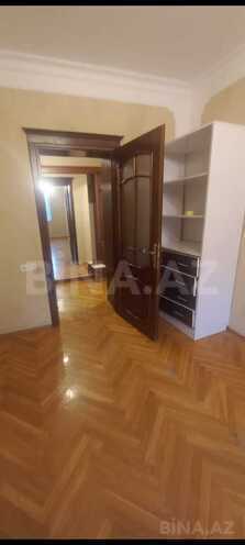 Satılır 3 otaqlı köhnə tikili 72 m², Əhmədli m., photo 1 from 12