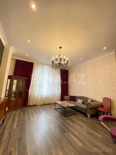 Сдаётся 2-комн. новостройка 90 м², м. Низами, photo 3 from 17