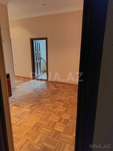 İcarəyə verilir 2 otaqlı yeni tikili 80 m², 28 May m., photo 10 from 11