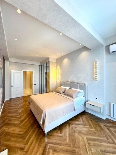 Продаётся 2-комн. новостройка 83 м², м. Нариман Нариманов, photo 1 from 15