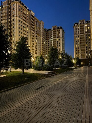 Продаётся 2-комн. новостройка 68 м², м. Элмляр Академиясы, photo 1 from 17