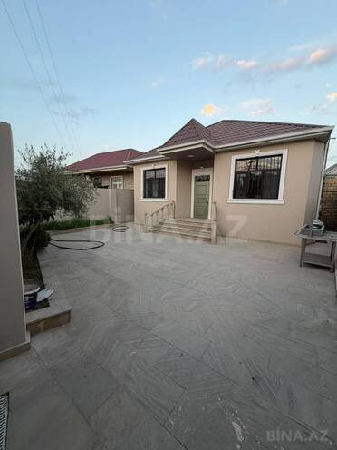 Satılır 4 otaqlı həyət evi/bağ evi 120 m², Binəqədi q., photo 1 from 10