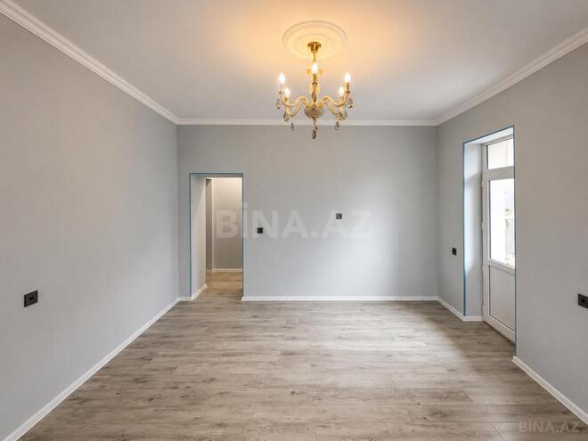 Satılır 2 otaqlı köhnə tikili 65 m², 28 May m., photo 4 from 19