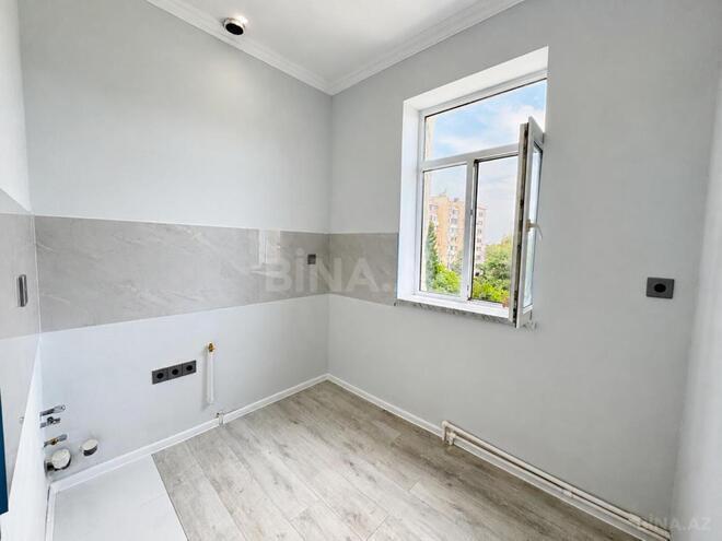 Satılır 2 otaqlı köhnə tikili 65 m², 28 May m., photo 12 from 19