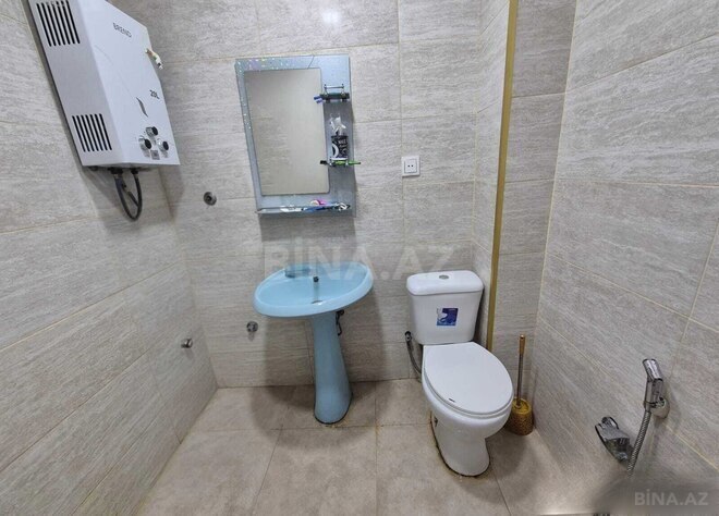 Продаётся 2-комн. вторичка 70 м², м. Иншаатчылар, photo 10 from 12