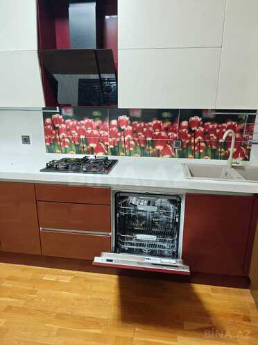 Сдаётся 3-комн. новостройка 105 м², м. Кара Караев, photo 9 from 15
