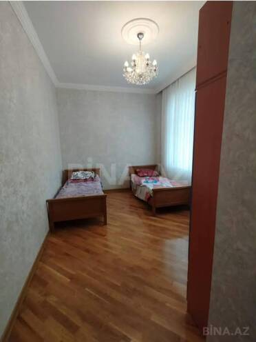 Сдаётся 3-комн. новостройка 135 м², Насиминский  р., photo 11 from 18