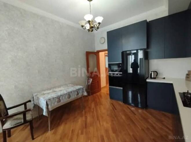 Сдаётся 3-комн. новостройка 135 м², Насиминский  р., photo 8 from 18